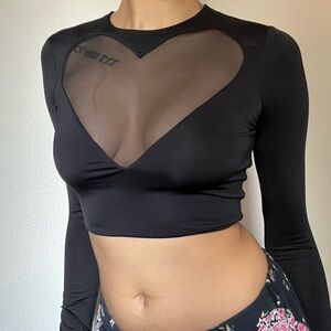 Heart cutout, long sleeve crop top in black